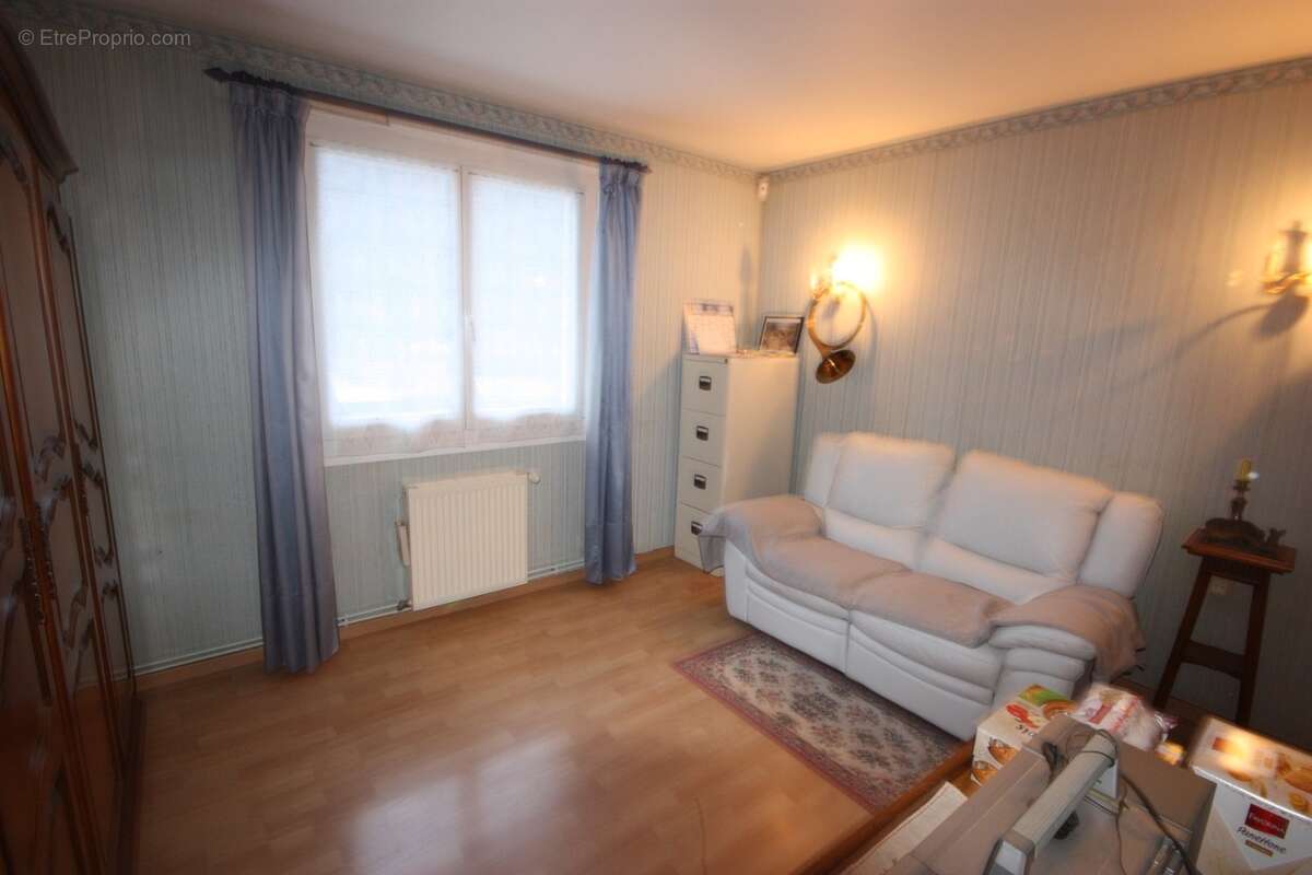 Maison à vendre 5 pièces de 135 m² sur terrain de 723 m² SAINT RAMBERT EN BUGEY (01) - photo 18