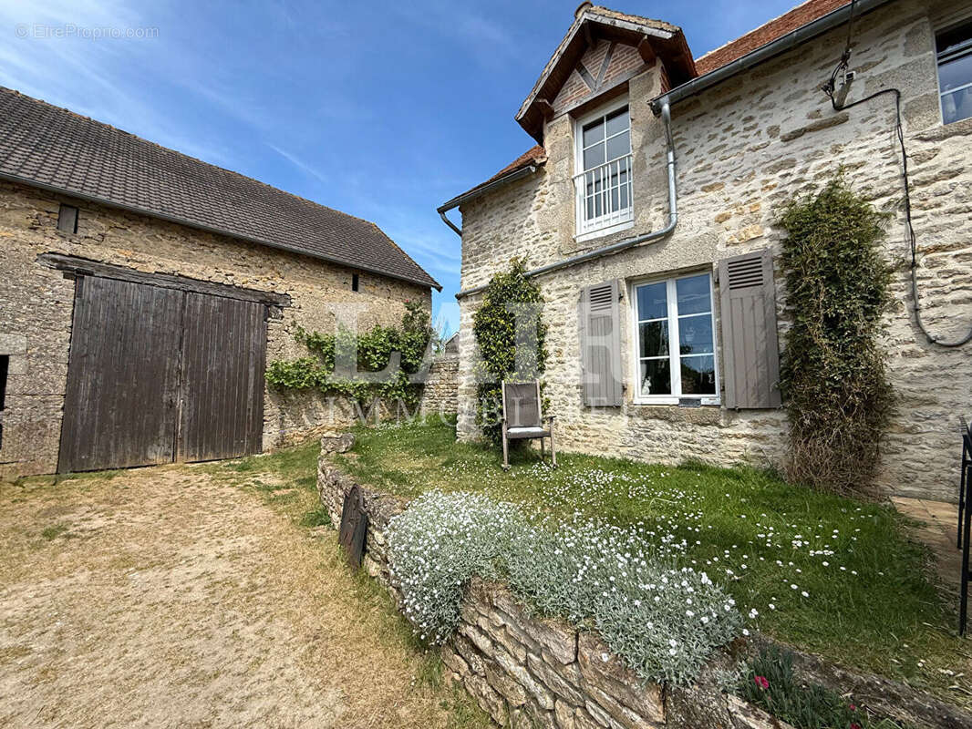 Maison à OISSEAU-LE-PETIT