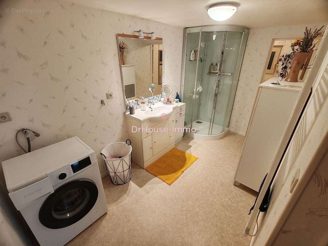 Maison 115 m² à Dange-Saint-Romain  - photo 8