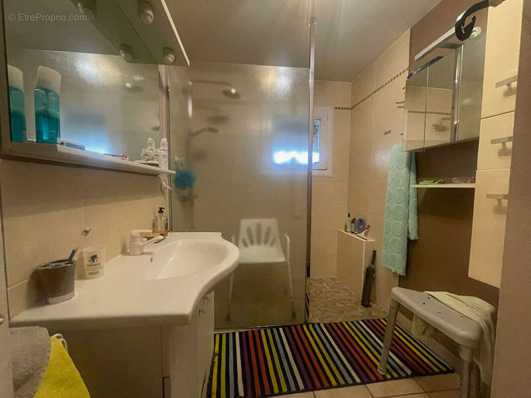 Maison à SAINT-JEAN-DE-BRAYE