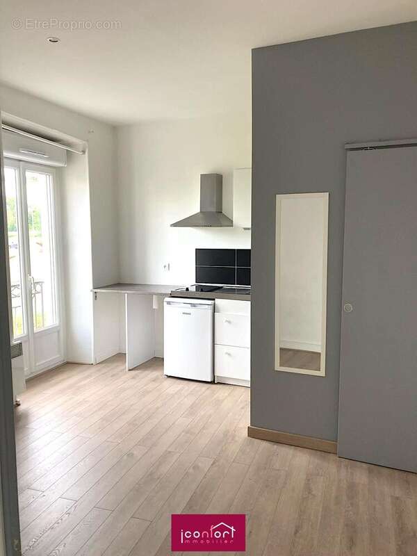 Appartement à REZE