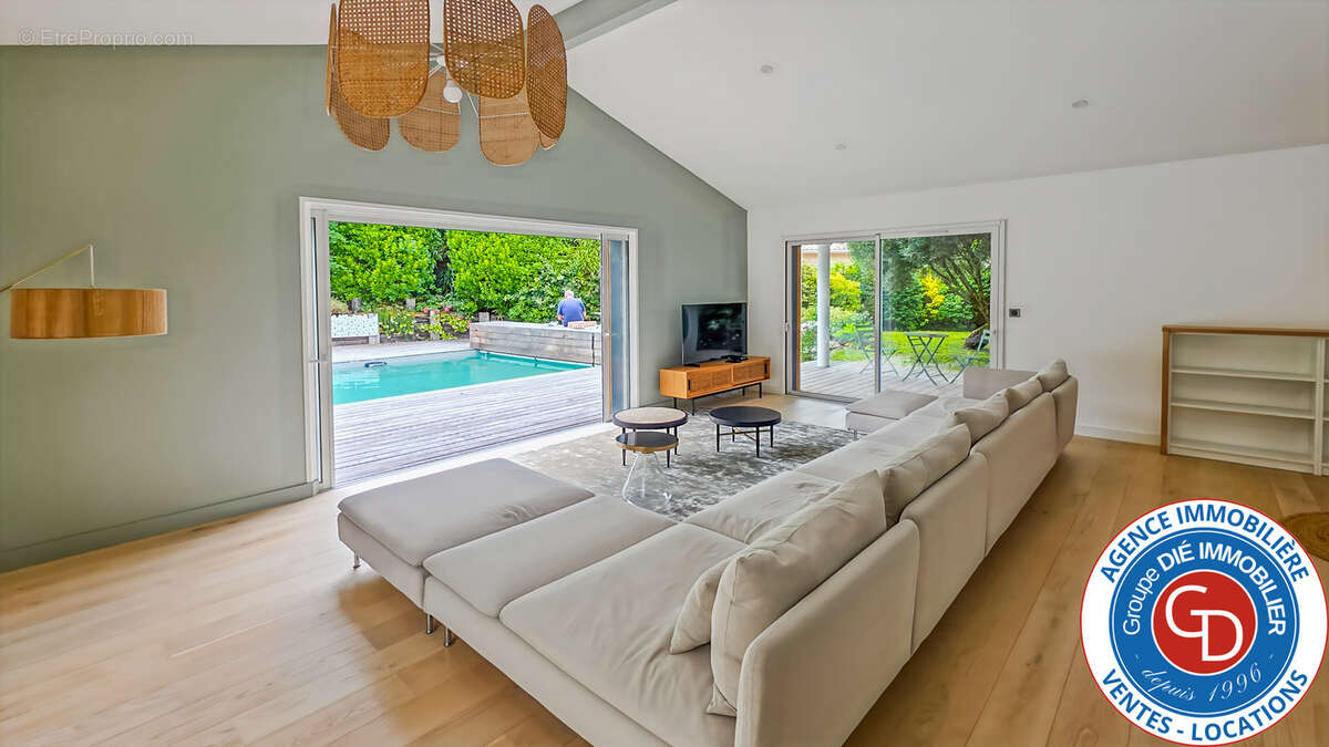 Maison à LE BOUSCAT