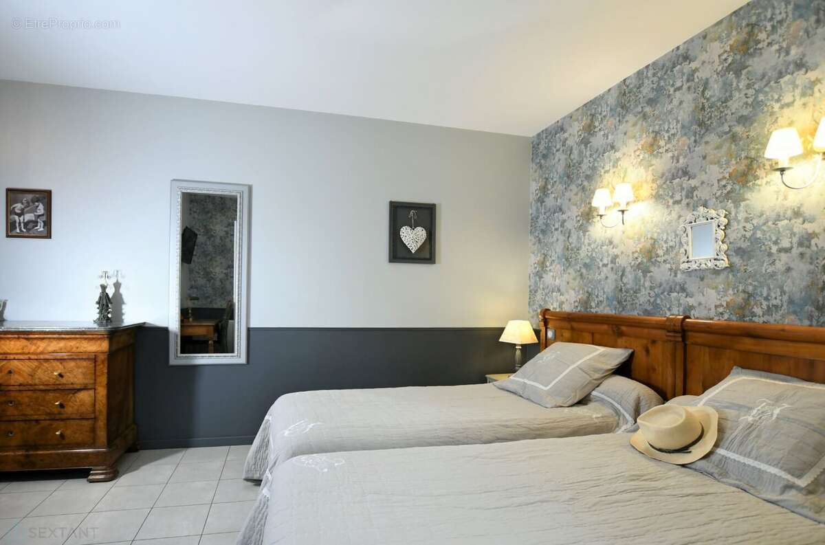 Maison à ANTONNE-ET-TRIGONANT