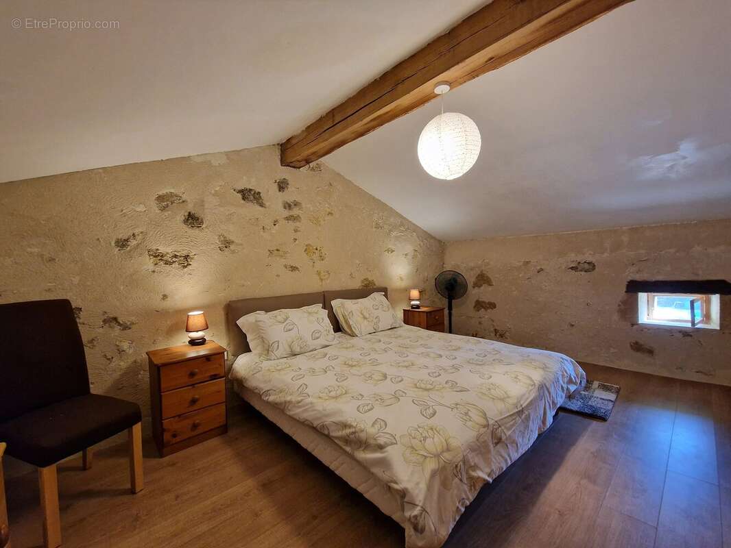 Maison à LAUZUN