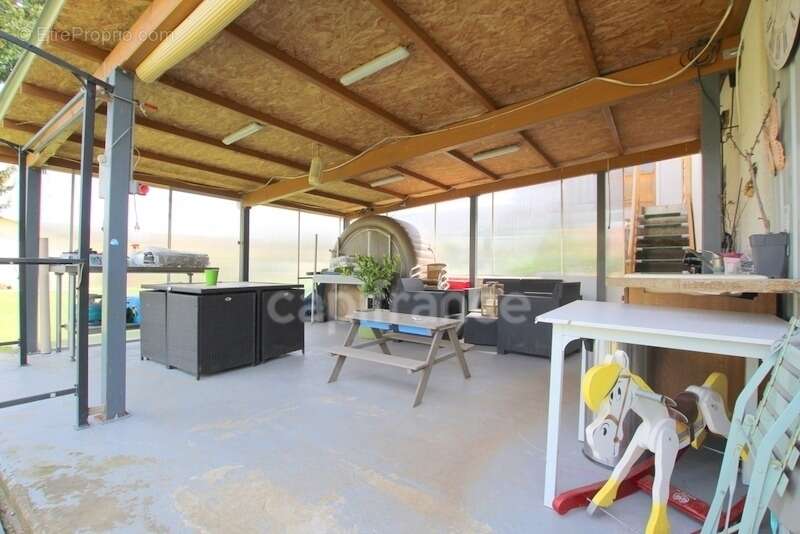 Dpt Saône et Loire (71), à vendre proche de CHALON SUR SAONE maison 5 pièces sur 2646 m² - photo 7