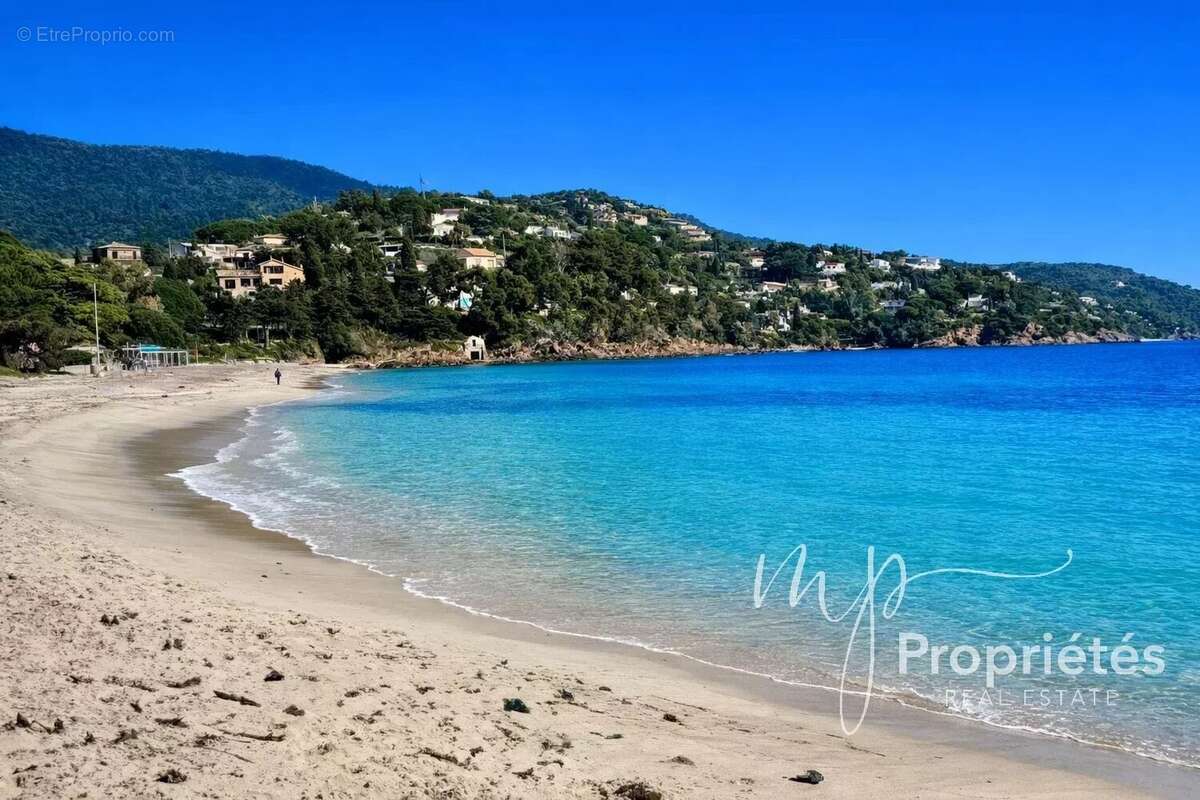 Appartement à LE LAVANDOU
