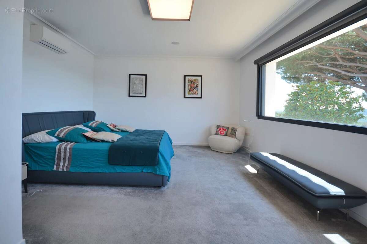 Maison à MOUGINS