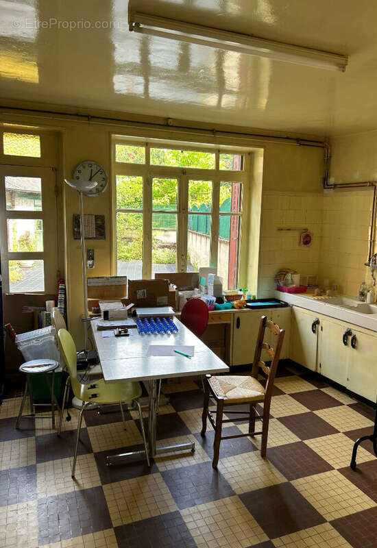 Maison à FERRIERES-SUR-SICHON