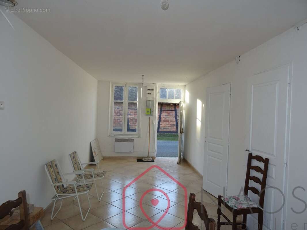 Maison à BRINON-SUR-SAULDRE