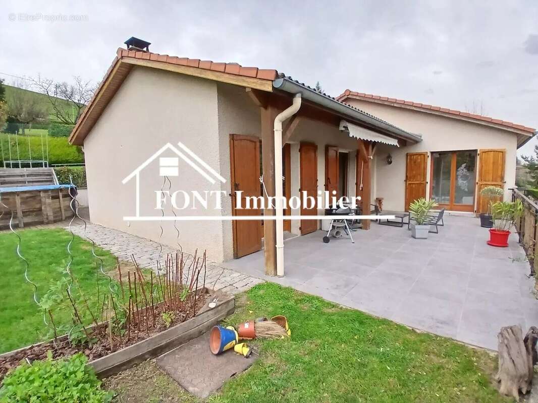 Maison à LA TERRASSE-SUR-DORLAY