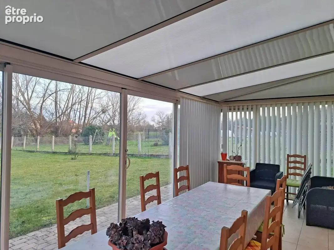Maison 5 chambres, dans un village dynamique, à proximité directe des commodités - photo 6