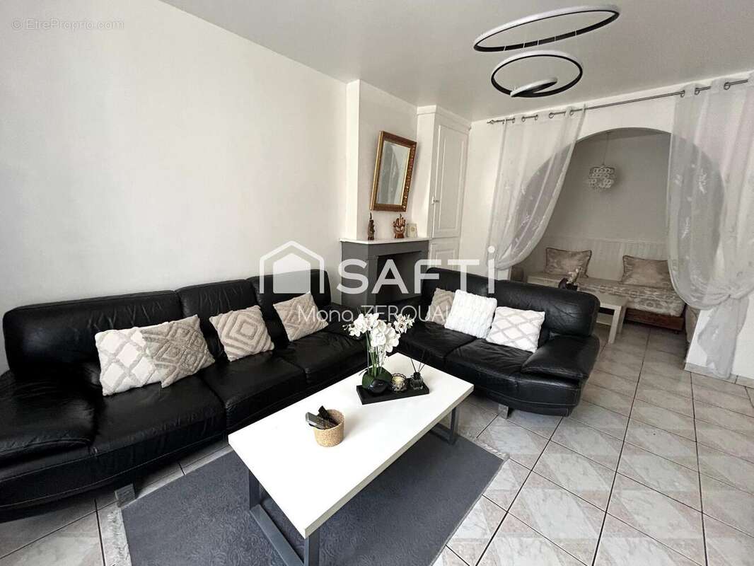 Photo 2 - Maison à PONT-EVEQUE