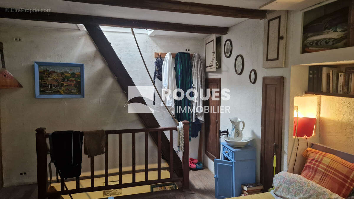 Maison à CORNUS