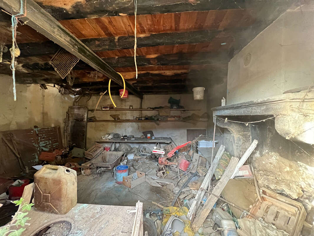 Maison à SAINT-PRIM