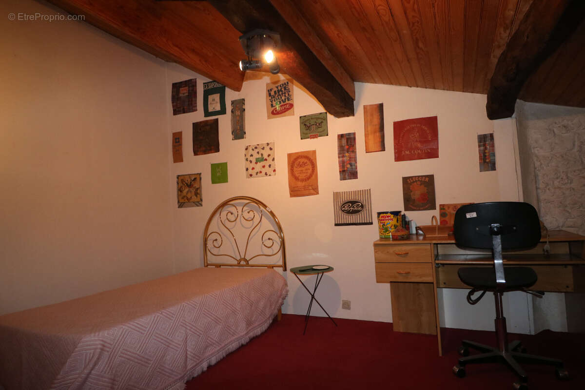 Maison à SAINT-PORCHAIRE