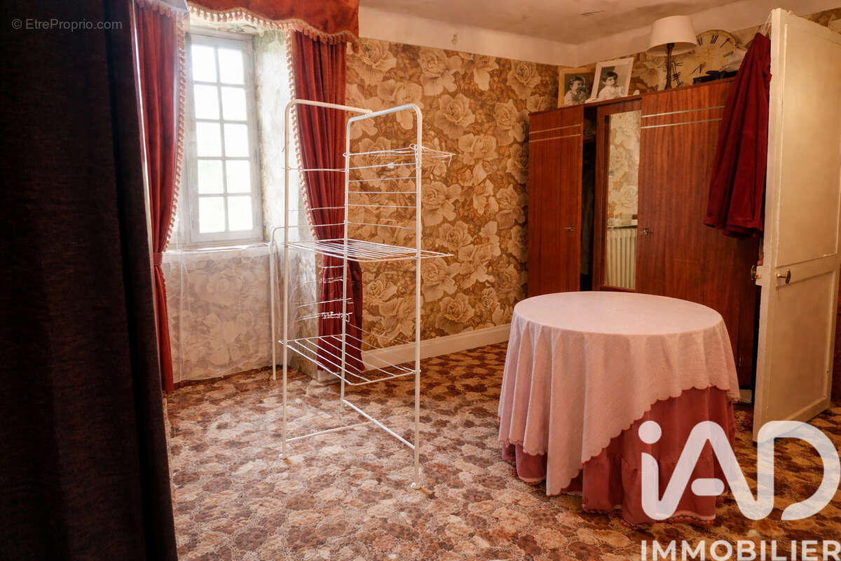 Maison 140 m² à Campagnac-Les-Quercy  - photo 7