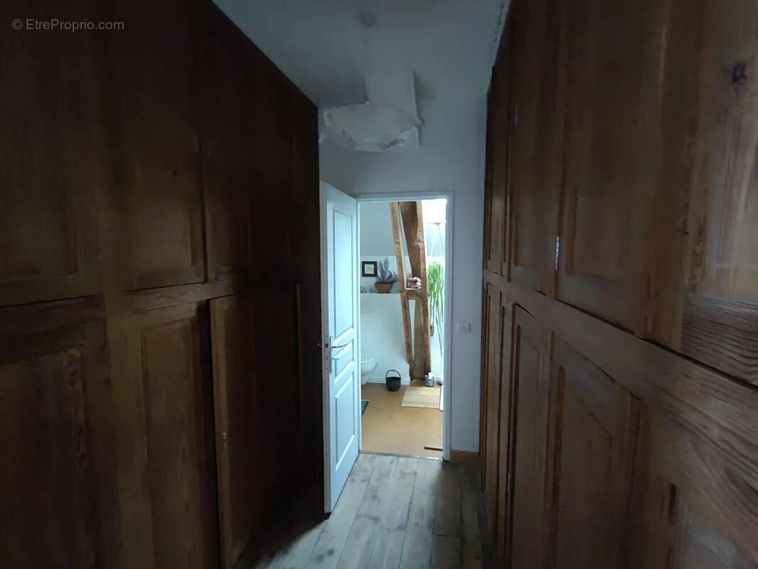 Maison à POUILLON