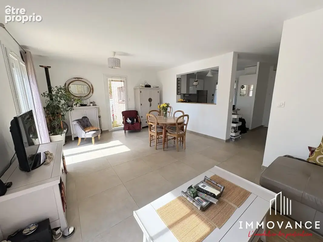 Maison 4 pièces 87 m² à vendre à Teyran (34820) - photo 8