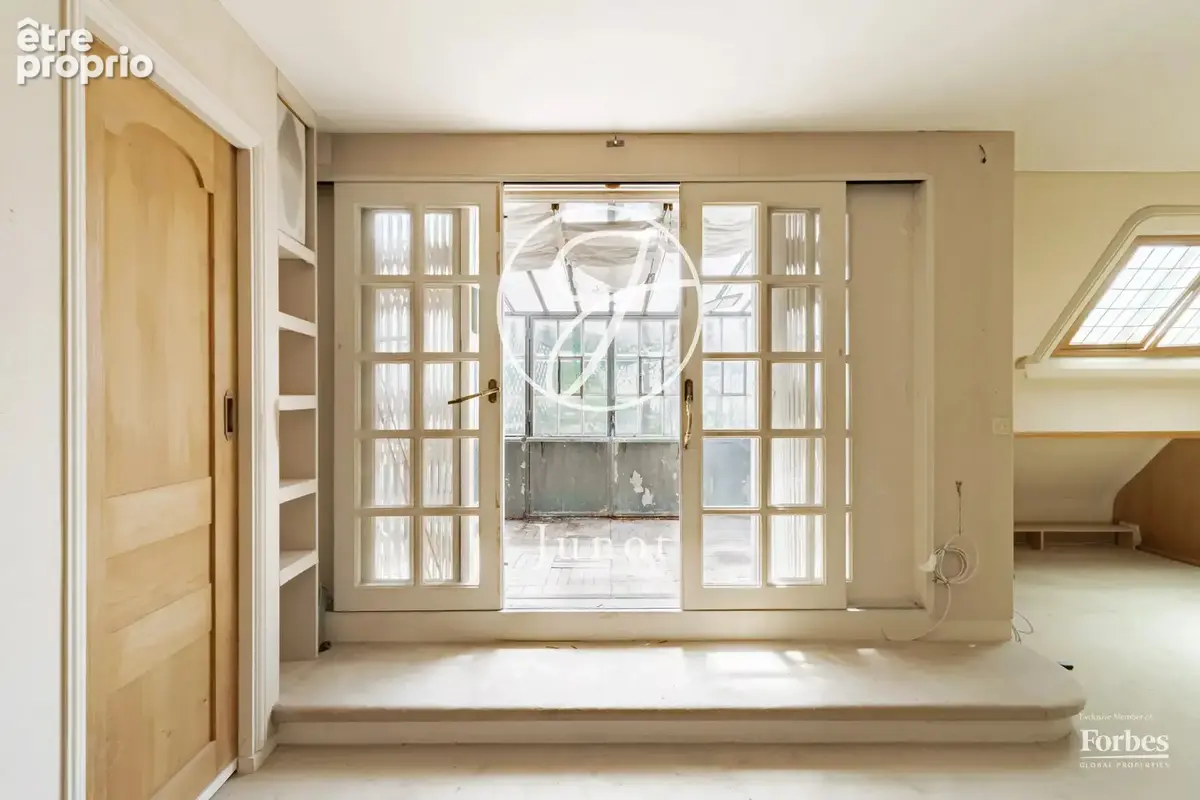 Paris 18e - JULES JOFFRIN - Duplex à vendre - 5 pièces - 114,51m² Carrez - 2 chambres - 1 terrasses 20,12m²- 1 véranda 6,31m² - photo 9