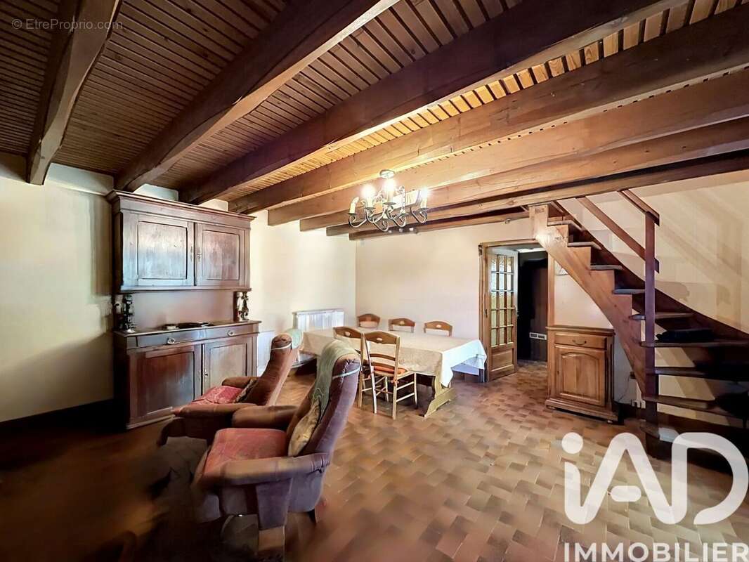 Photo 3 - Maison à AUMONT-AUBRAC