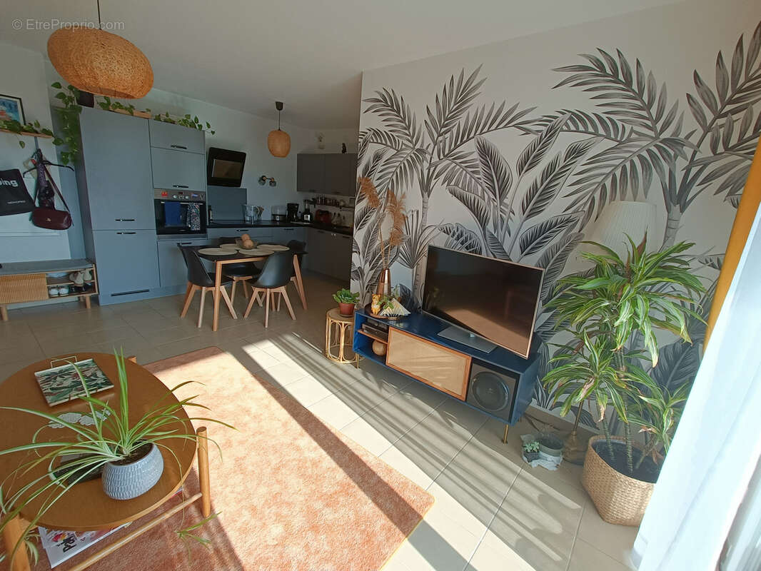 Appartement à MARSEILLE-3E