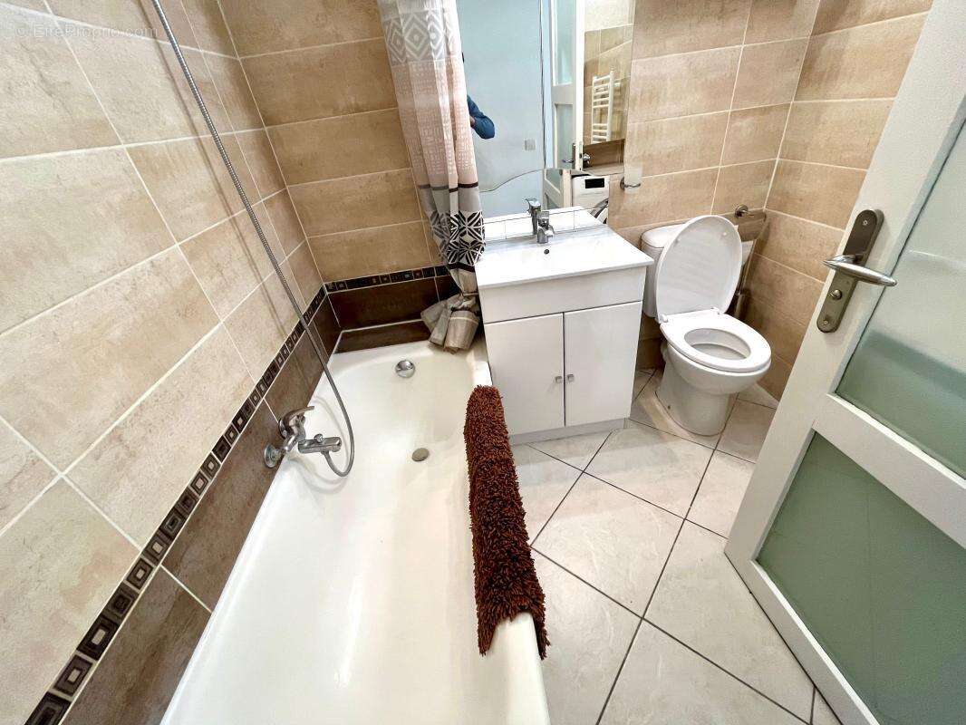 Appartement à LE CANNET