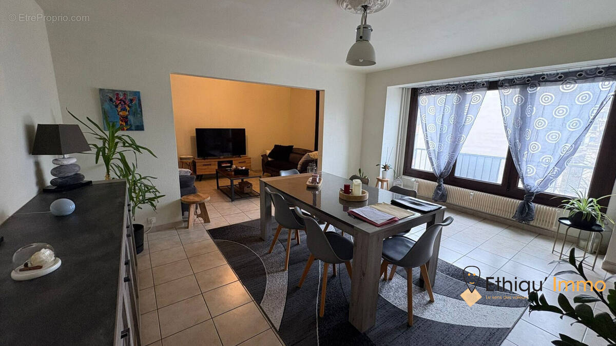 Appartement à CHAUMONT