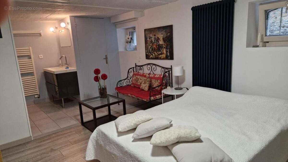 Maison à FONTAINEBLEAU