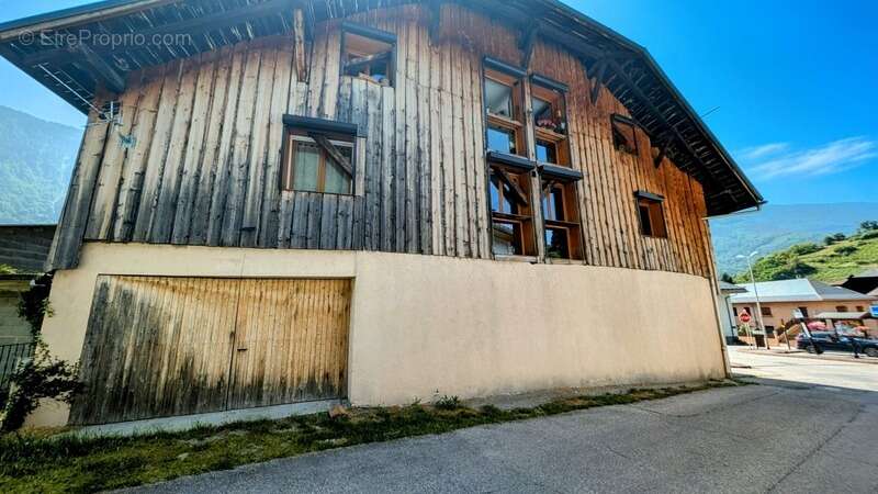 Appartement à CEVINS