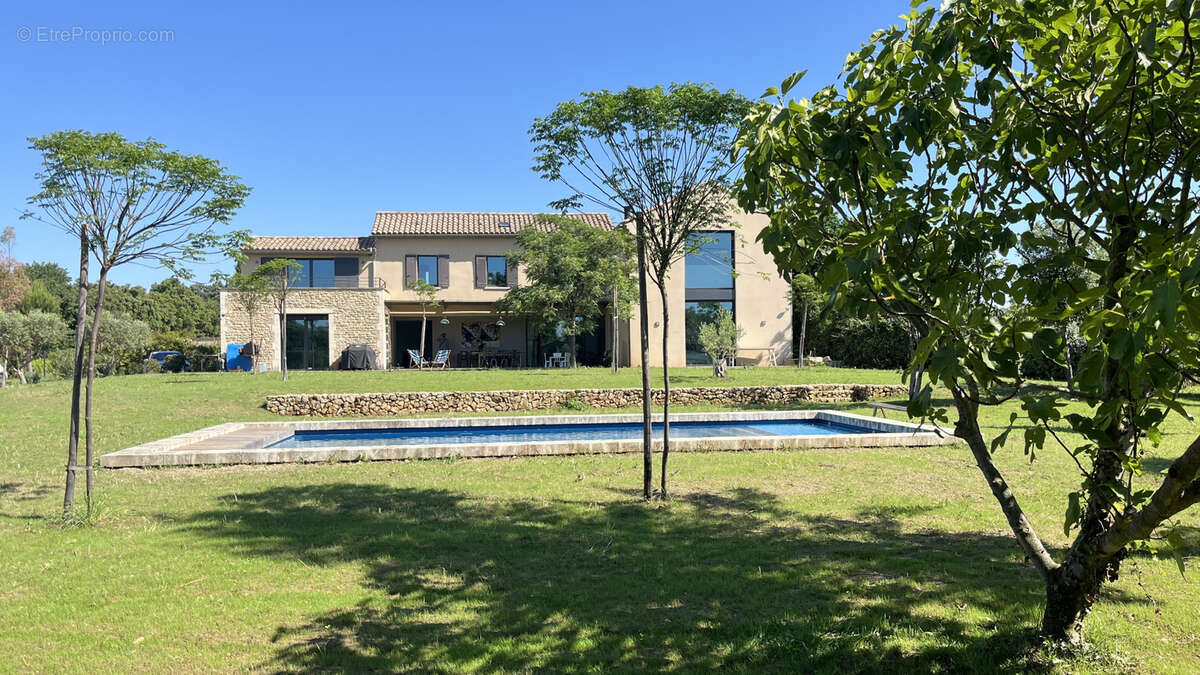 Maison à CHATEAUNEUF-DU-PAPE