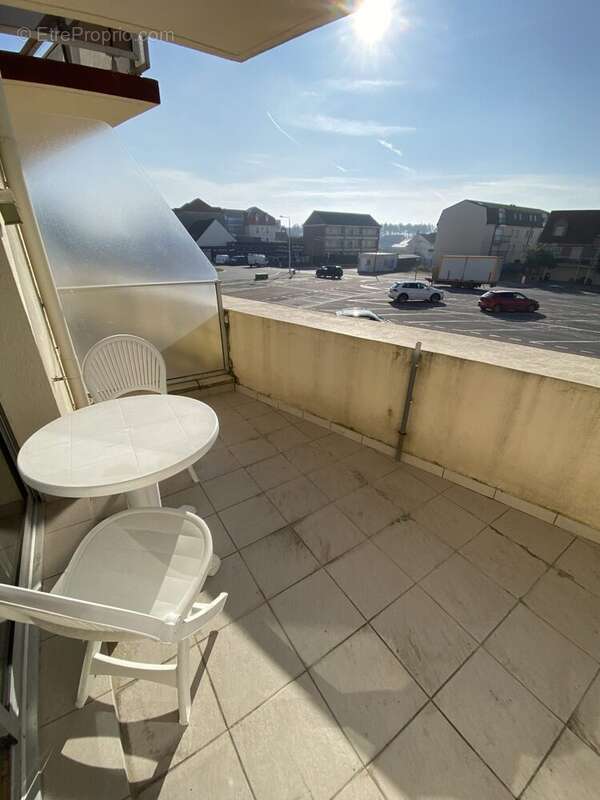 Appartement à CAMIERS