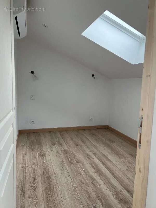 Maison à COULOUNIEIX-CHAMIERS