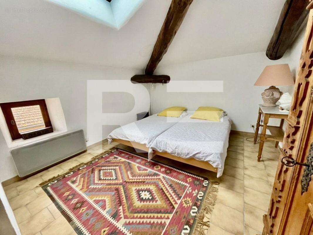 Maison à GOUDARGUES