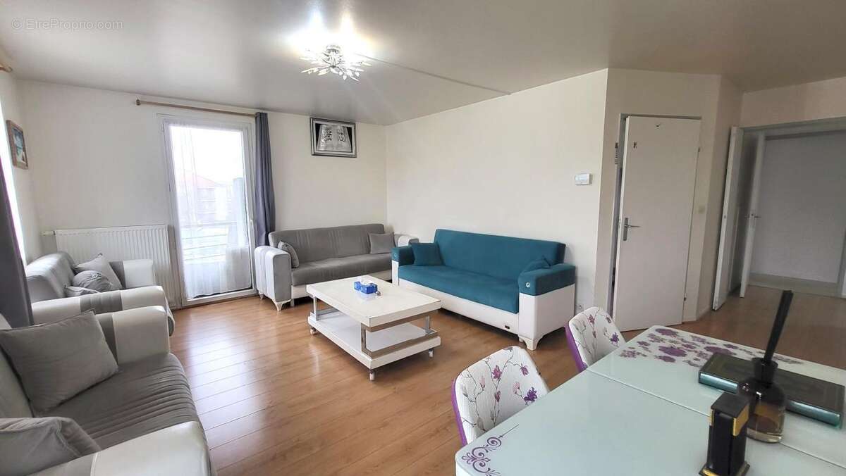 Appartement à VENETTE