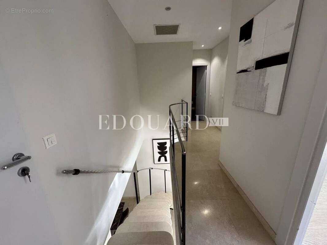 Maison à ROQUEBRUNE-CAP-MARTIN