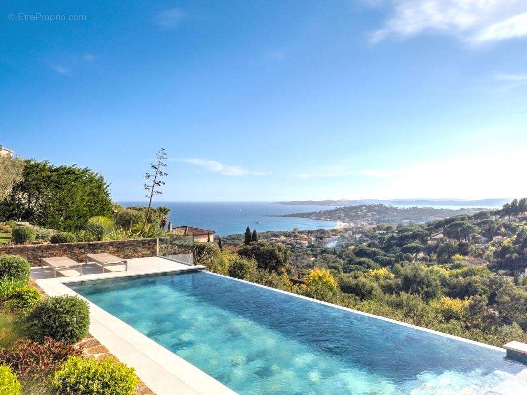 Sainte Maxime - Nartelle - Villa contemporaine d’exception – Vue mer panoramique - photo 2