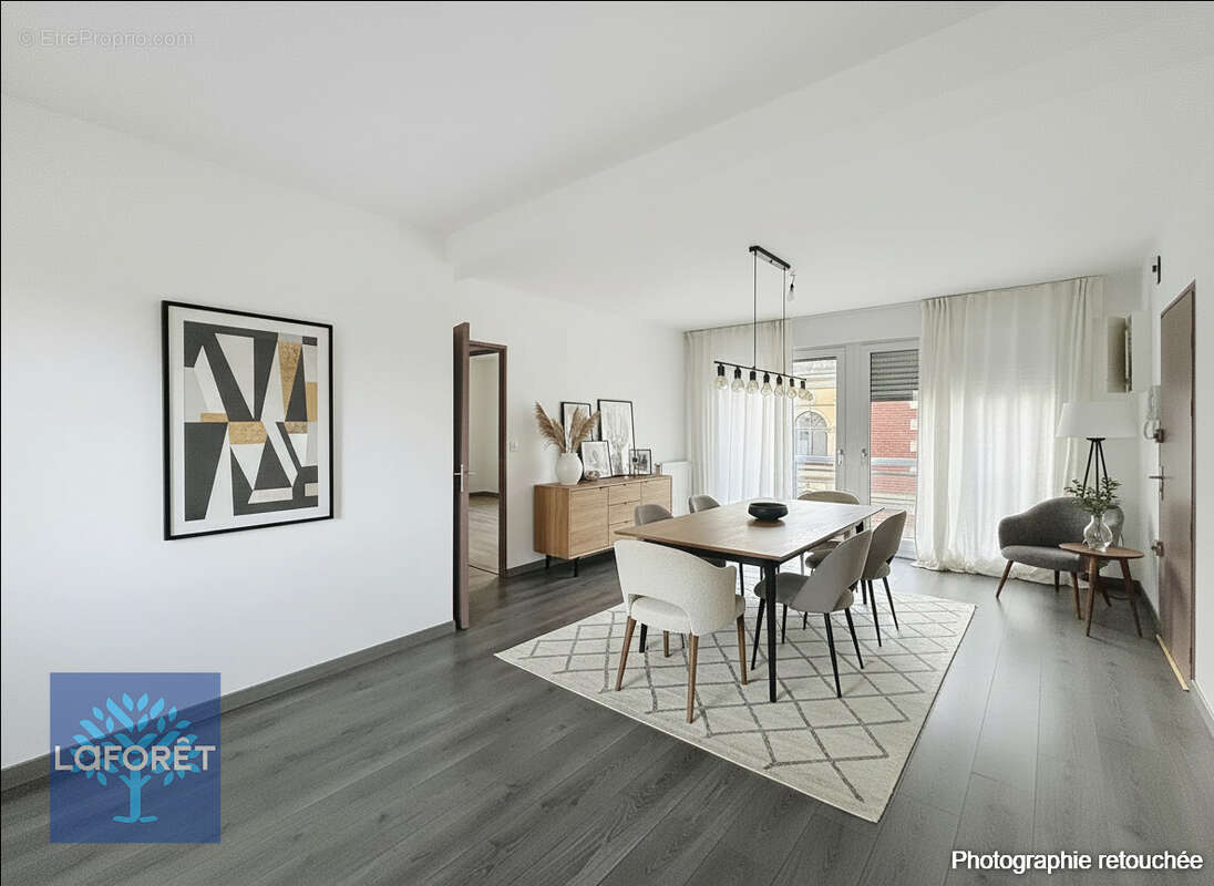 Appartement à FOUGERES