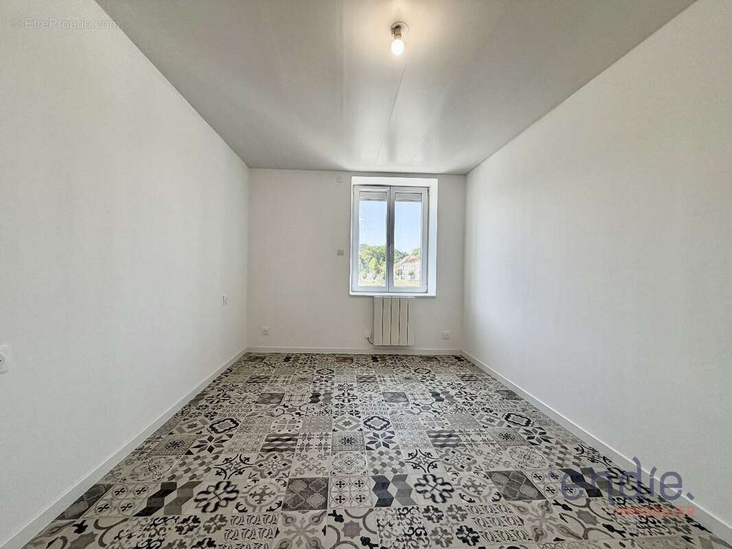 Appartement à GRAY