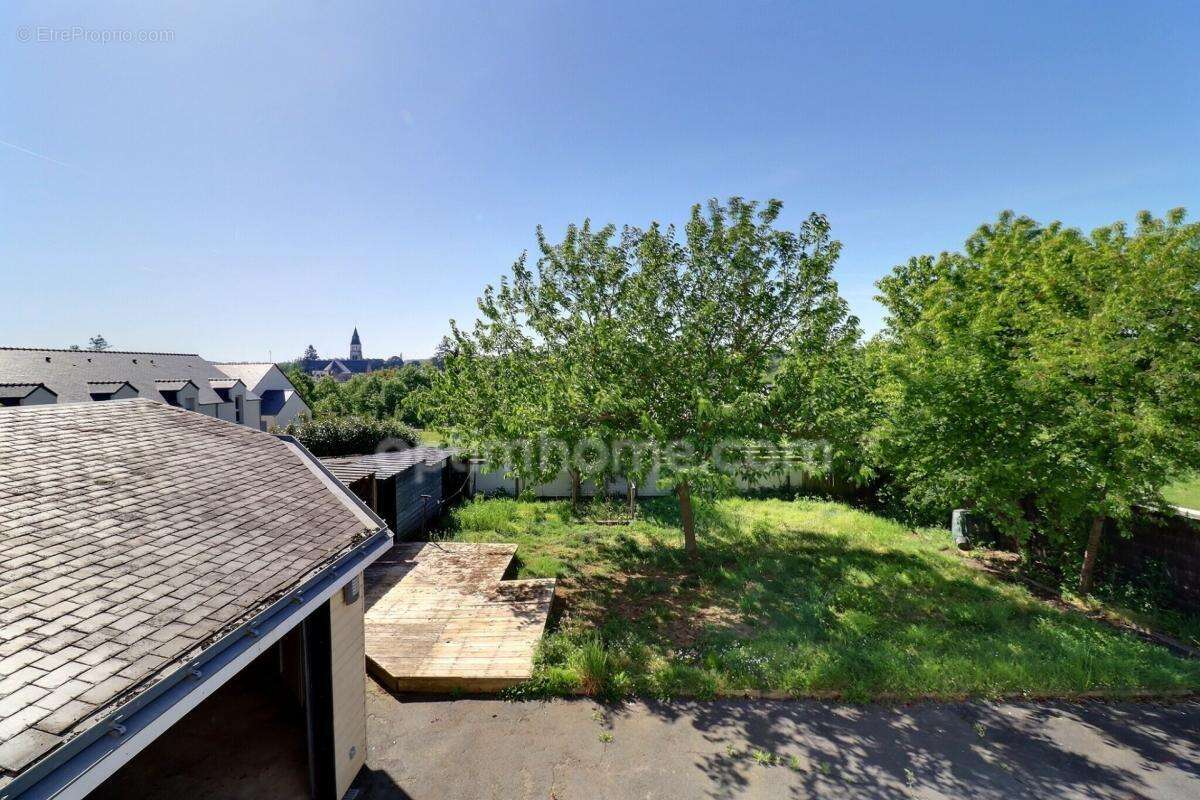 VALLONS-DE-L'ERDRE – Maison familiale T7 (126 m²) au calme : Énergie auto-financée et vie à pied ! - photo 8