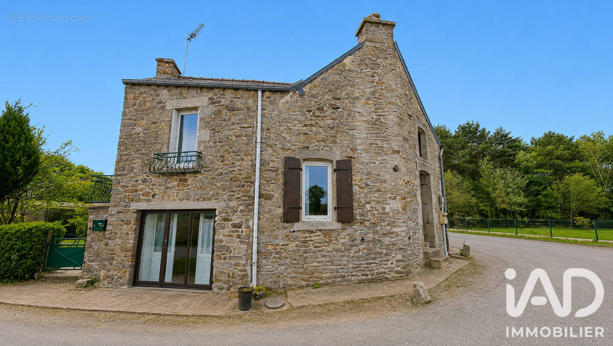 Photo 1 - Maison à LIMERZEL