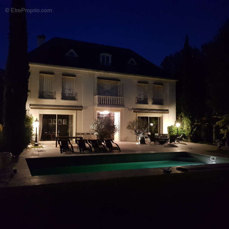 Maison à MAISONS-LAFFITTE