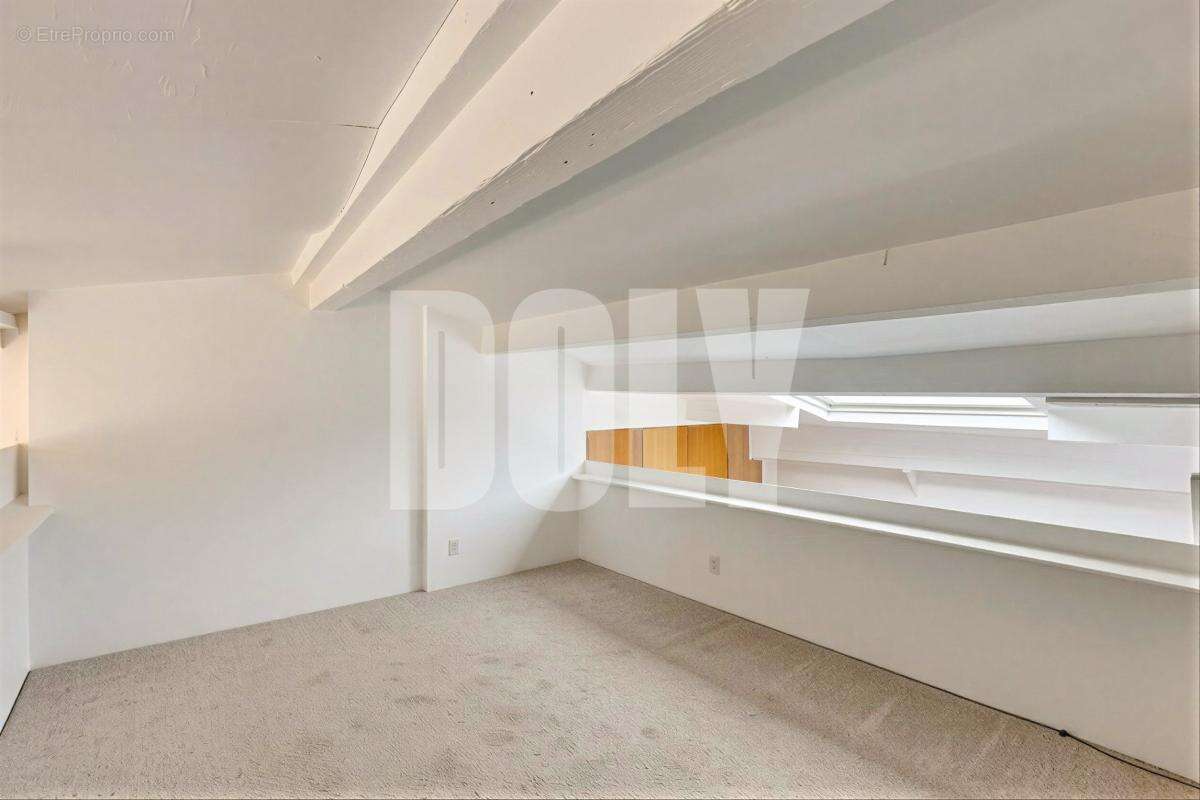 Maison à PARIS-11E