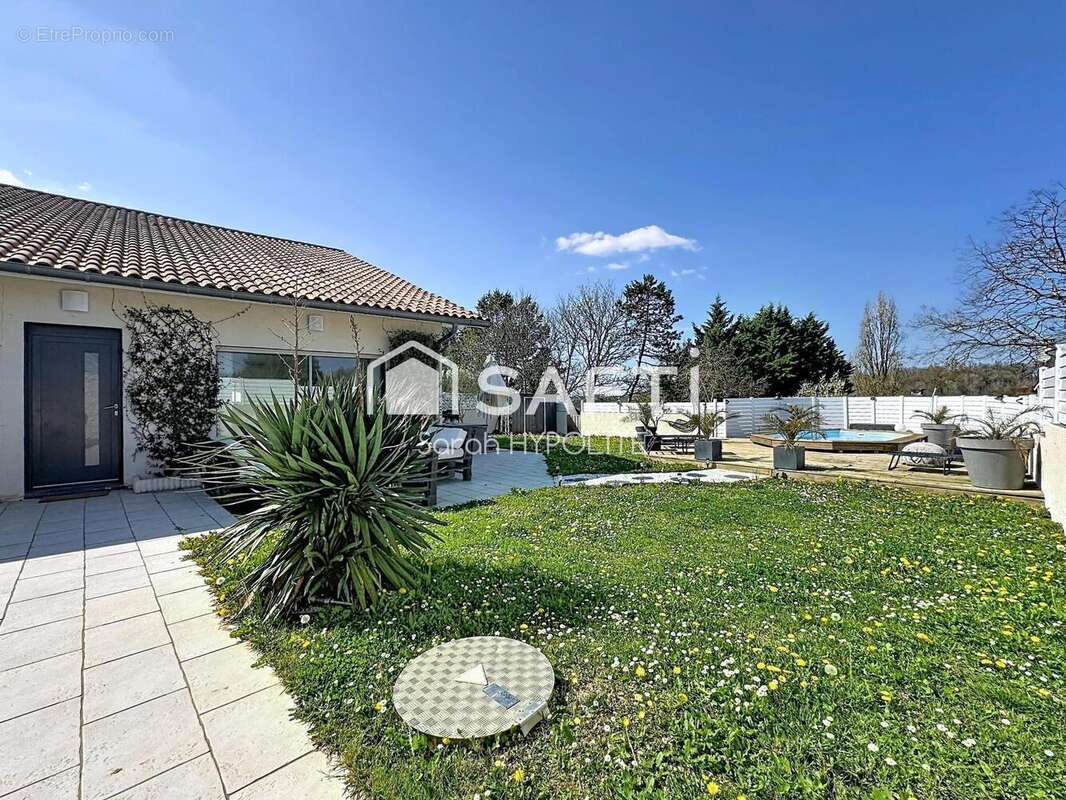 Photo 9 - Maison à FARGUES-SAINT-HILAIRE