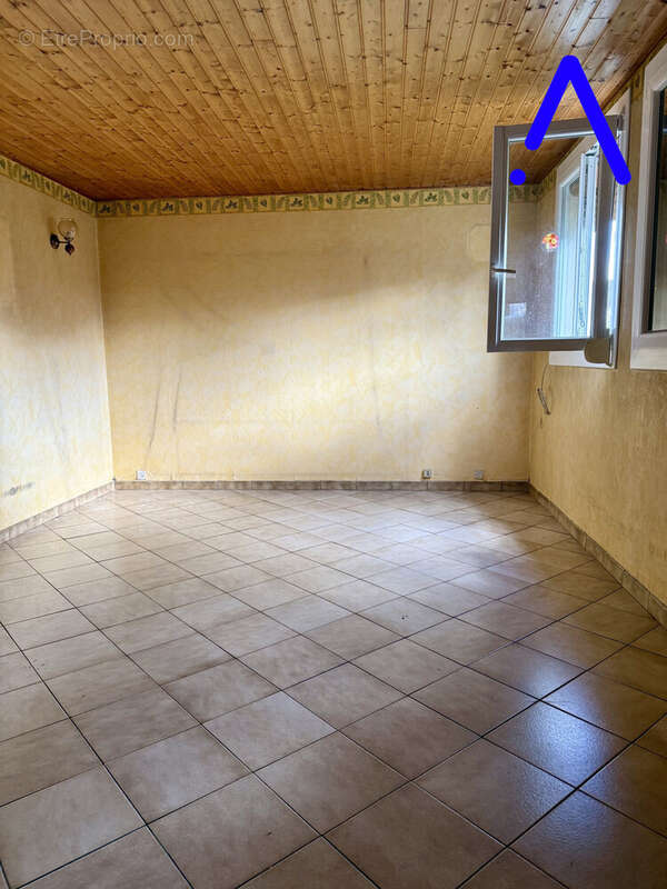 Maison à ETIVAL-CLAIREFONTAINE