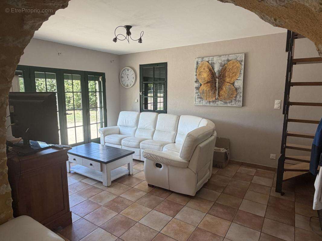 Belle propriété rénovée en bout de hameau - photo 8
