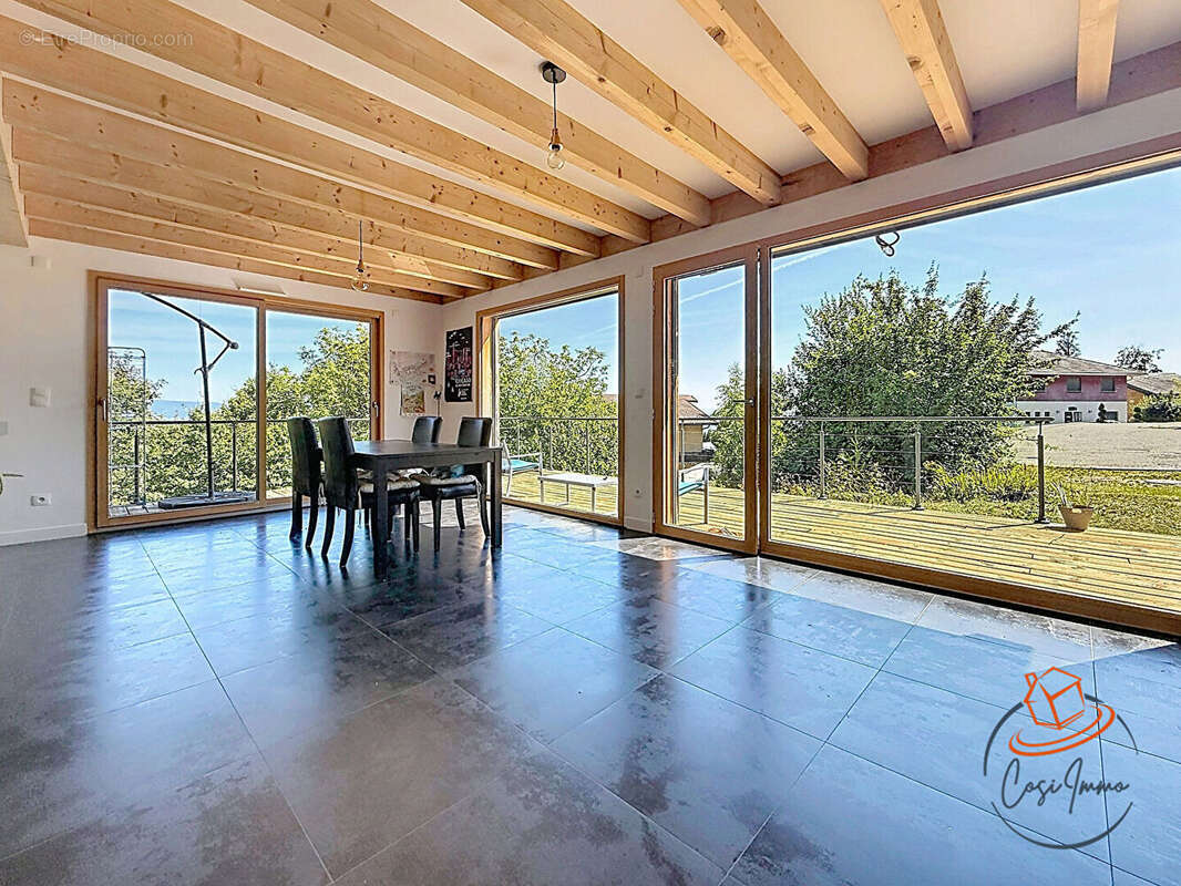 Maison Gex 7 pièce(s) 179 m2 - photo 4