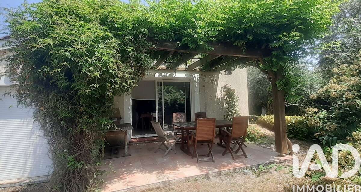 Photo 2 - Maison à SAINT-SULPICE