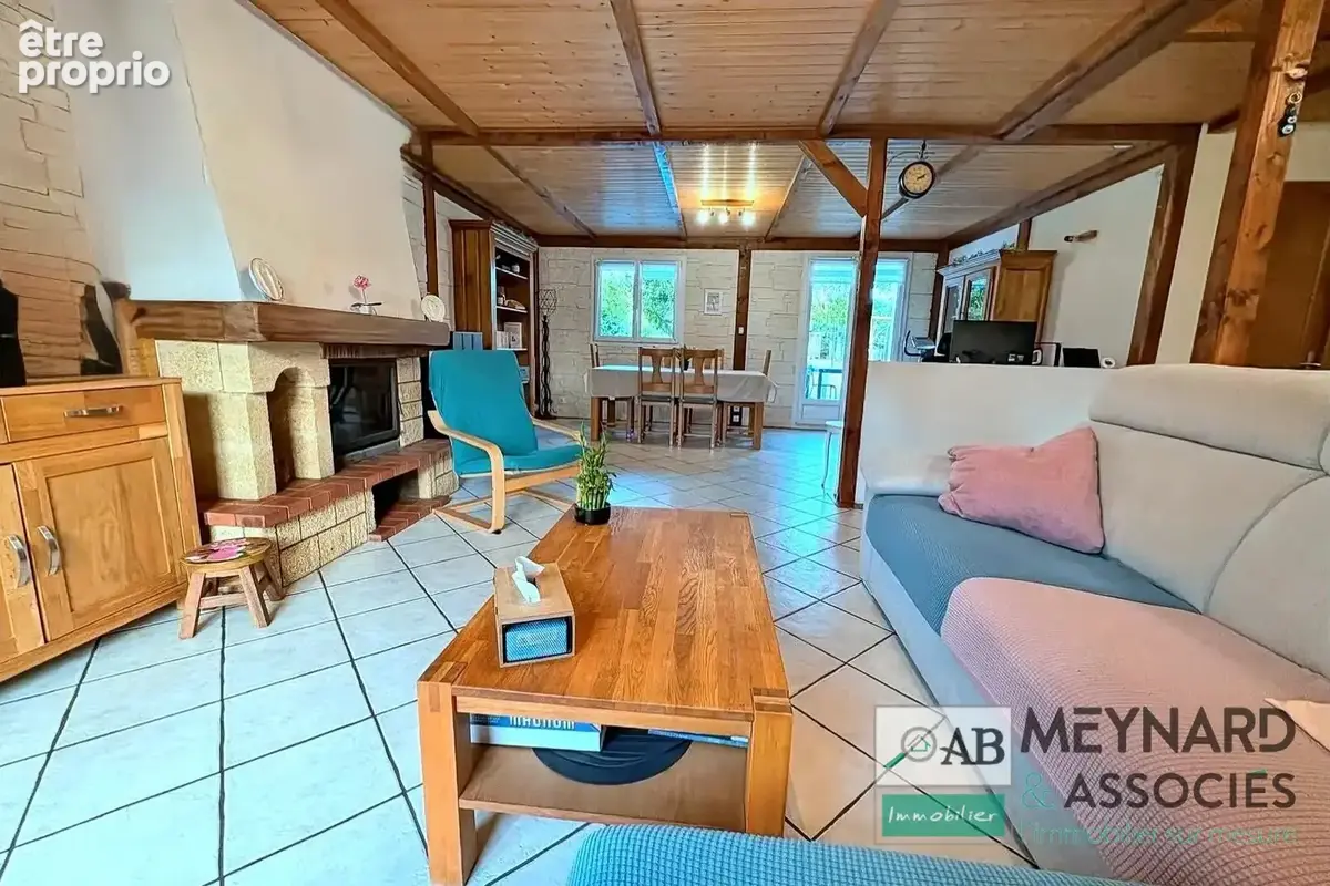 A vendre PLESSIS FEU AUSSOUX 5 mn de ROZAY EN BRIE maison indépendante de 113m2 , garage  45m2 ,terrain 1028m2 - photo 6