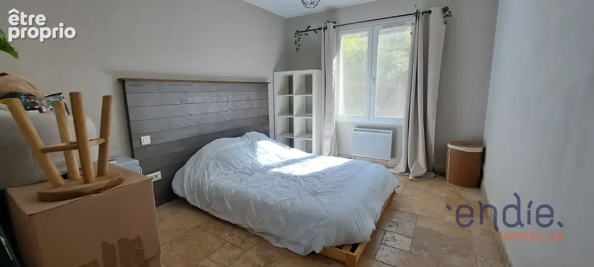 ST ANASTASIE villa plain pied 4 chambres et bureau sur 1500 m² - photo 16