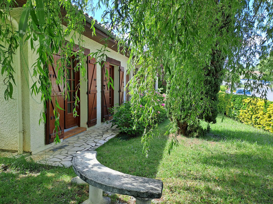 Maison à LEOGNAN